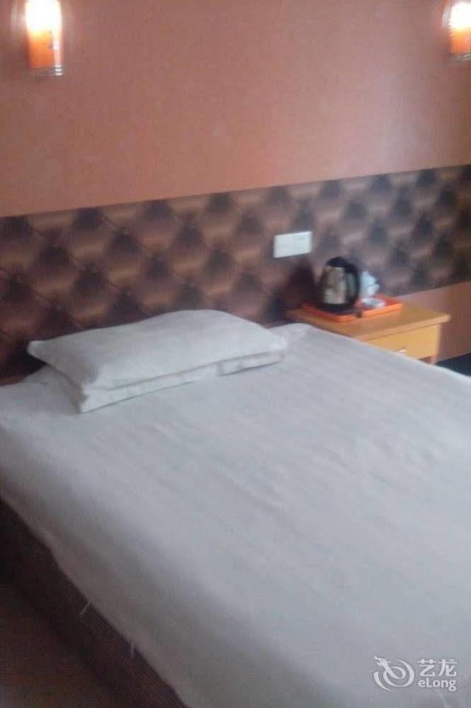 Ningbo Jialu Hotel Shiqi Экстерьер фото